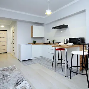 Cozy In The Area! 4 Алматы