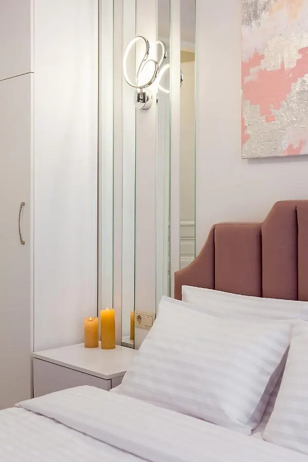 Apartment Avangard Deluxe Art Apart Lviv Ukraine
