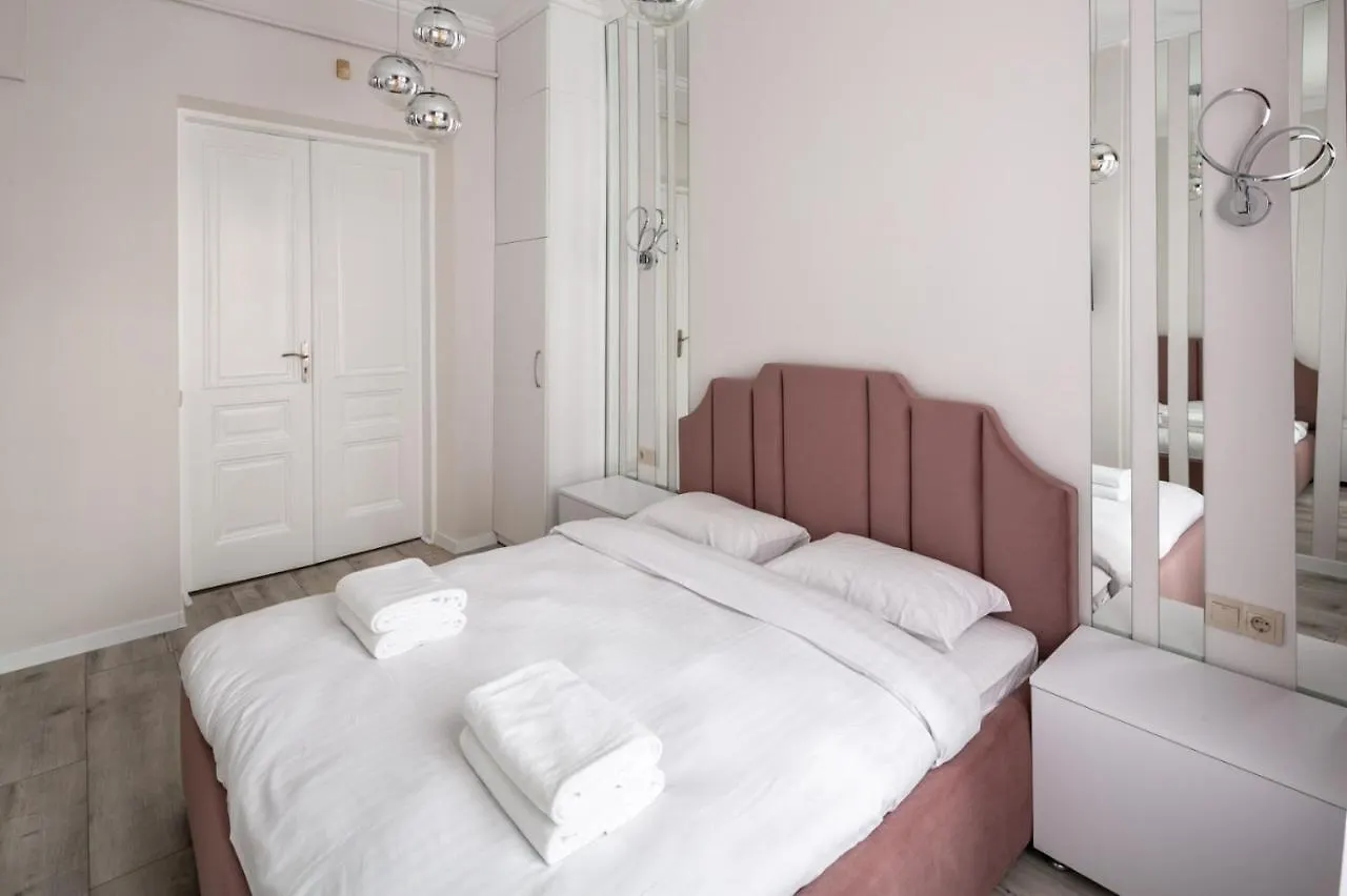 Apartment Avangard Deluxe Art Apart Lviv Ukraine